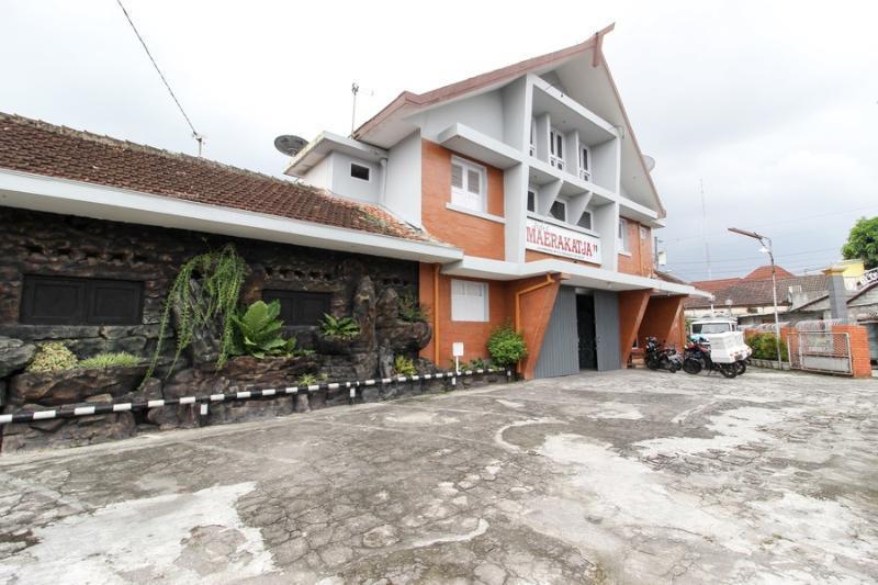 Reddoorz Near Rs Sarjito Yogyakarta Hotel Luaran gambar