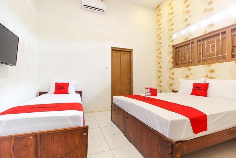 Reddoorz Near Rs Sarjito Yogyakarta Hotel Luaran gambar